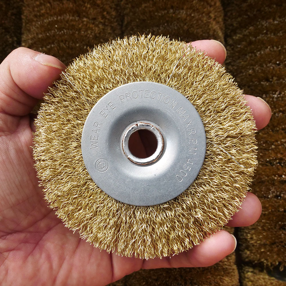 แปรงลวดกลม ราคาดีๆ สำหรับขัดสนิม ขัดสี ขนแข็งแรง ไม่หลุดง่าย ขนาด 4 นิ้ว มีสีเงิน/สีทอง