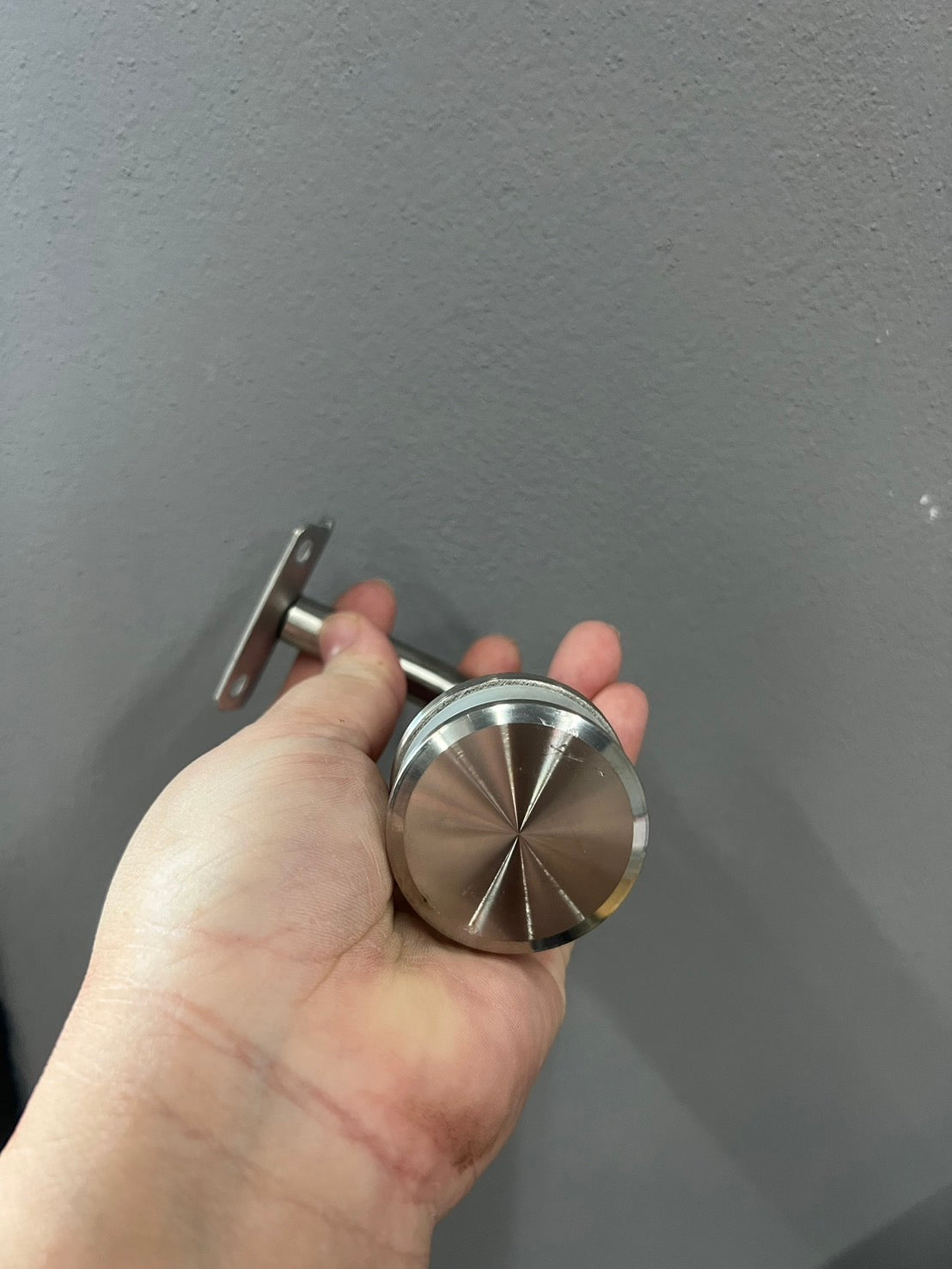 รหัส TB1W ขายึดกระจก ขารับราว ขาจับราวบันได ตัวหนีบกระจก ตัวแอล สแตนเลส เกรด304 (ราคา 1 ชิ้น) สำหรับรับท่อกลม