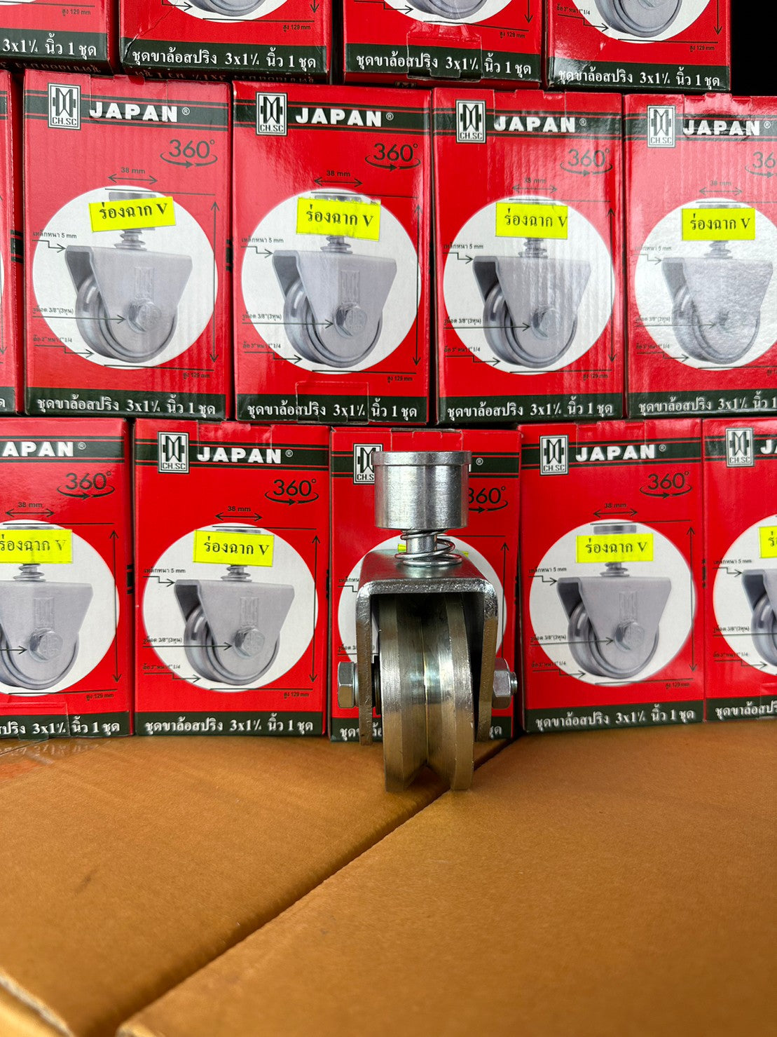 (ยกลัง 20ลูก) CH.SC ล้อสปริง ขาล้อหมุน 360 องศา เหล็กชุบกัลวาไนซ์ (ขนาด 3 นิ้ว ร่องฉาก) เหมาะสำหรับเดินบนฉาก 1-2 นิ้ว