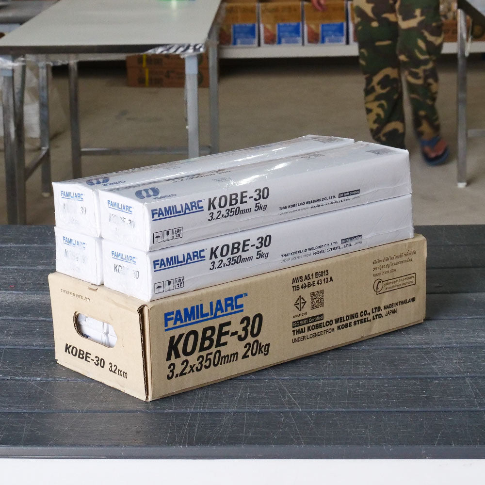 ราคายกลัง!!! KOBE-30 ลวดเชื่อม โกเบ30 กล่องสีขาว สำหรับ เชื่อมเหล็กเหนียว ขนาด 2.6 และ 3.2 ยาว 350 มิล (กล่องละ 20กิโล) ของแท้100% มีเซอร์การันตี