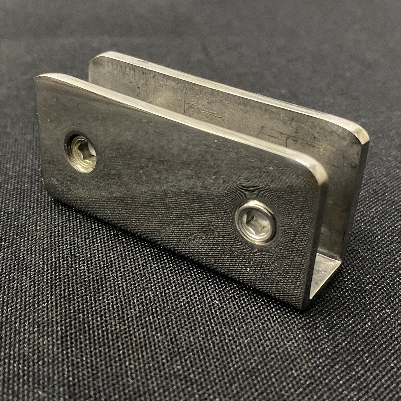 (ไม่เจาะกระจก) ตัวหนีบกระจก รหัส 507 ตัวจับกระจก ห้องน้ำ สแตนเลส เกรด304