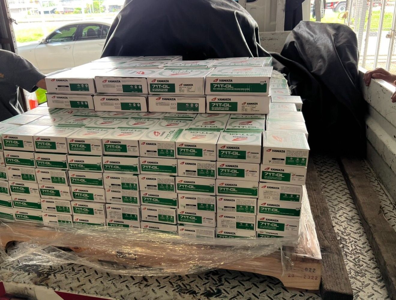 YAWATA Flux core ลวดเชื่อม ยาวาต้า ฟลักซ์คอร์ ไม่ใช้แก๊ส รุ่น 71T-GL ขนาด 0.8 (ม้วนละ 1 กิโล) ลวดเชื่อมเหล็กเหนียว รวมVAT