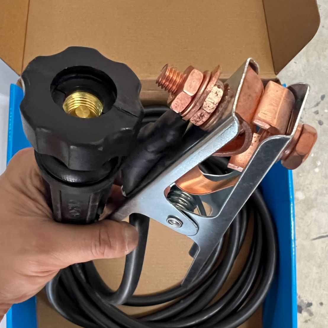 ชุดสายดินพร้อมใช้ สำหรับเครื่องเชื่อม สายไฟขนาด35 ยาว5เมตร ท้ายไทย คีมจับสายดินขนาด300แอมป์