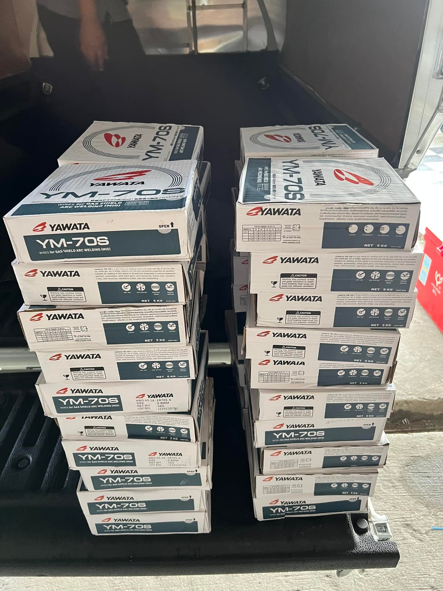 YAWATA ยาวาต้า ลวดเชื่อมมิก ลวดเชื่อม CO2 MIG รุ่น YM70S ขนาด 0.9 มิล (ม้วน 5 กิโล) อาร์กนิ่ม สะเก็ดไฟน้อย แนวเชื่อมสวย